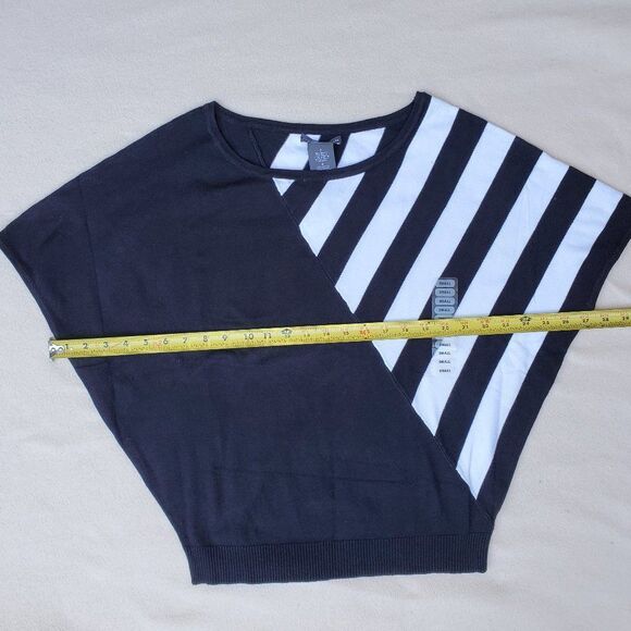 Chelsea & Theodore black/white batwing sweater - Picture 5 of 8